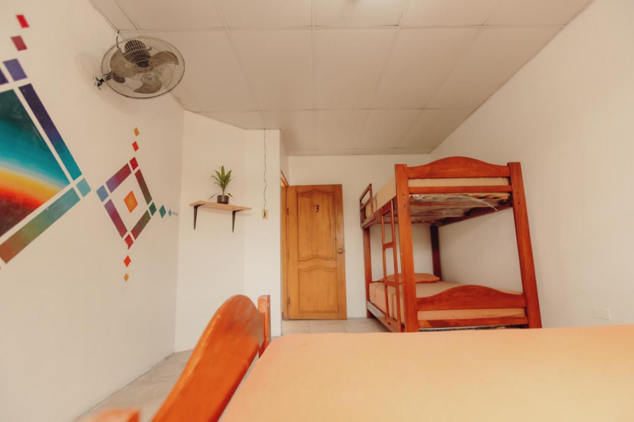 Hostel Nucapacha Guayaquil Exteriör bild