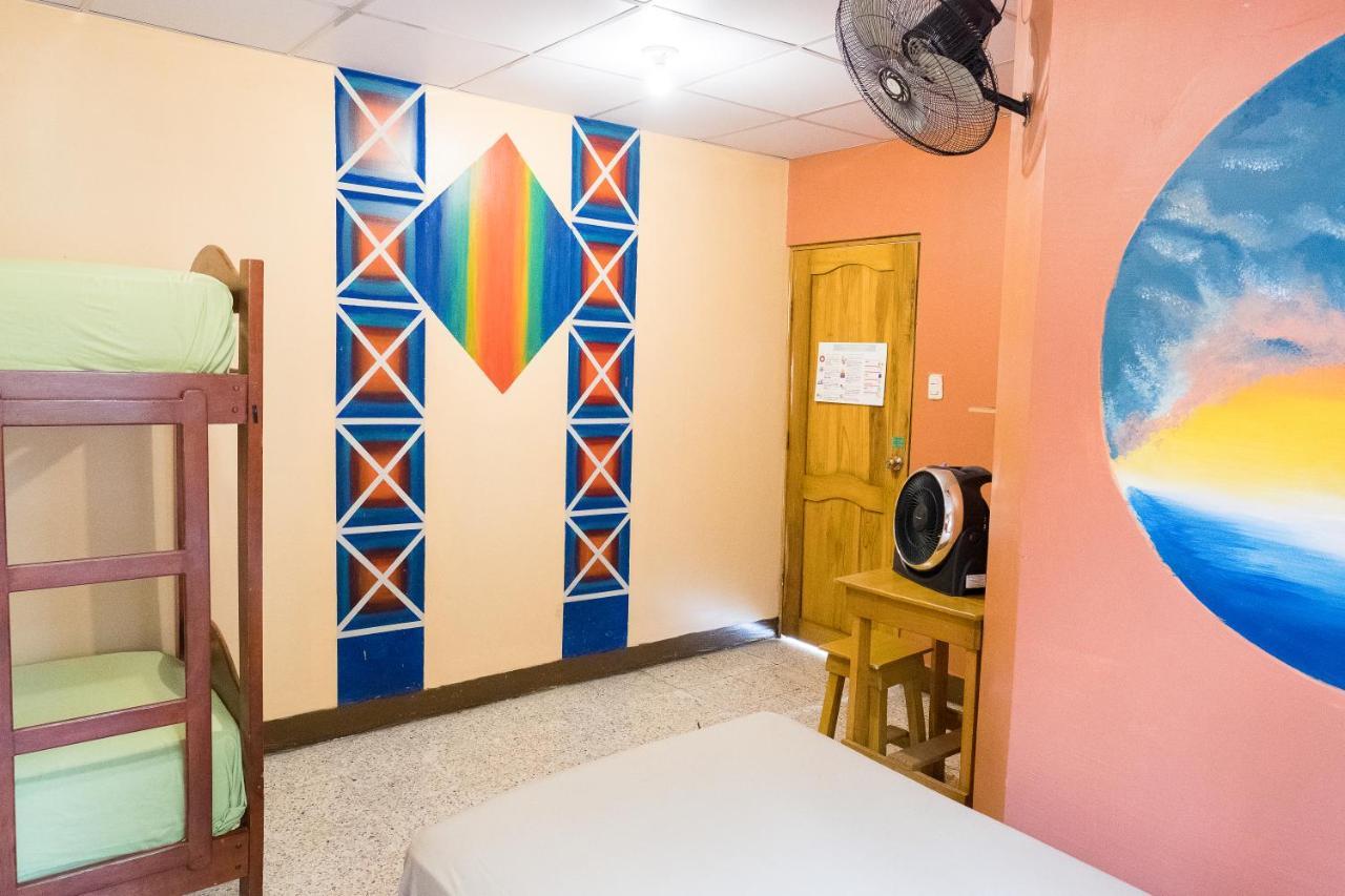 Hostel Nucapacha Guayaquil Exteriör bild